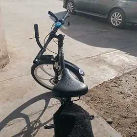 veloseped BMW