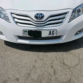 Toyota Camry 2010