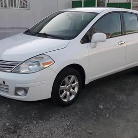 Nissan Versa 2010