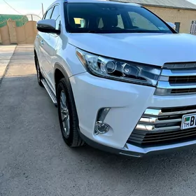 Toyota Highlander 2017
