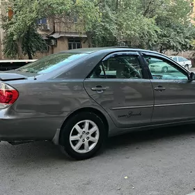 Toyota Camry 2002