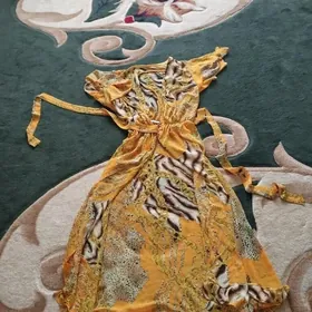 платья