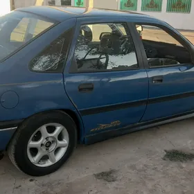 Opel Vectra 1990