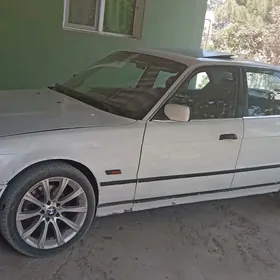 BMW 525 1990