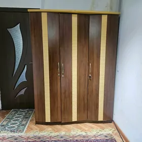 Şkaf / Шкаф
