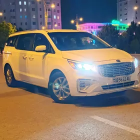 Kia Sedona 2020