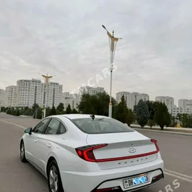 Hyundai Sonata 2021