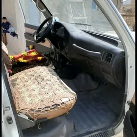 Toyota Land Cruiser 1990