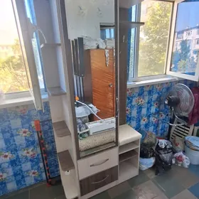 Прихожая