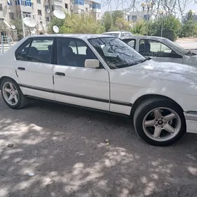 BMW 7 Series 1990