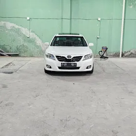 Toyota Camry 2010