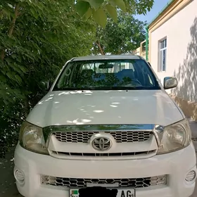 Toyota Hilux 2011