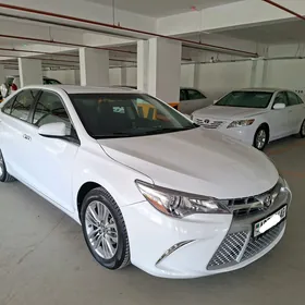 Toyota Camry 2017