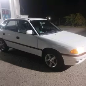 Opel Astra 1993