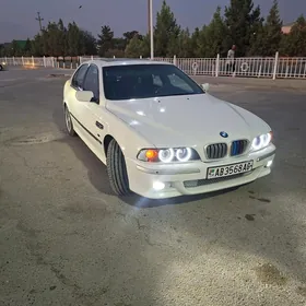 BMW E39 2003