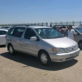 Toyota Sienna 2002