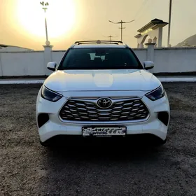 Toyota Highlander 2022