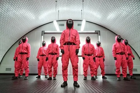 “Kalmar oýny” Netflix-e çärýek girdejisi boýunça rekord goýmaga kömek etdi