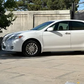 Toyota Camry 2011