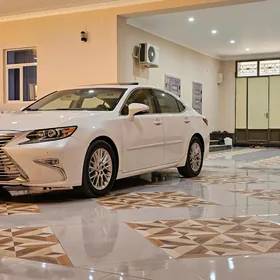 Lexus ES 350 2016
