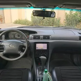 Toyota Camry 2001