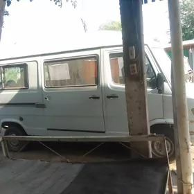 Mercedes-Benz Sprinter 1999