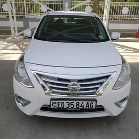 Nissan Versa 2017