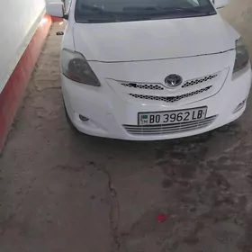 Toyota Yaris 2010