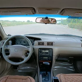 Toyota Camry 1999