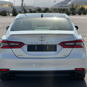 Toyota Camry 2022