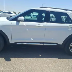 Ford Explorer 2020
