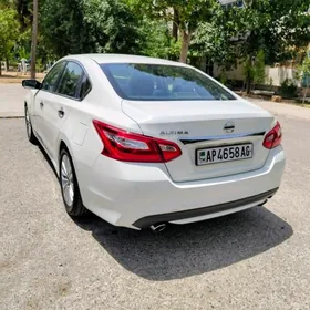 Nissan Altima 2016
