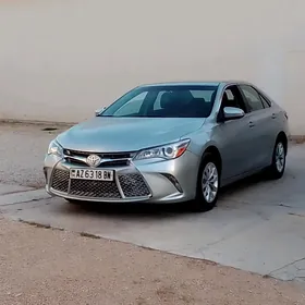 Toyota Camry 2015