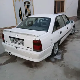 Opel Omega 1992