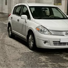 Nissan Versa 2010