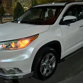 Toyota Highlander 2014