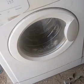 Indesit kir masyn