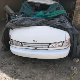 Toyota Previa 1993
