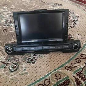Monitor elantra