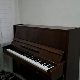 Pianino