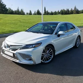 Toyota Camry 2022