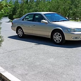 Toyota Camry 2000