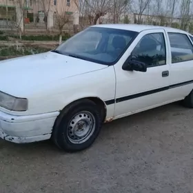 Opel Vectra 1990