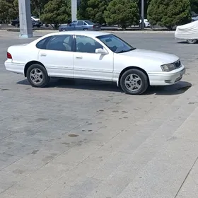 Toyota Avalon 1999