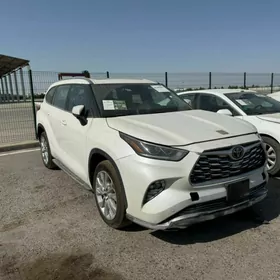 Toyota Highlander 2020