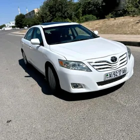 Toyota Camry 2010