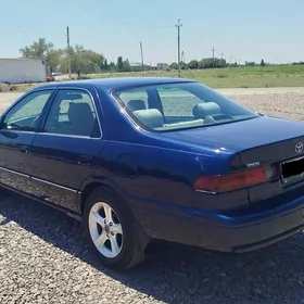 Toyota Camry 1999