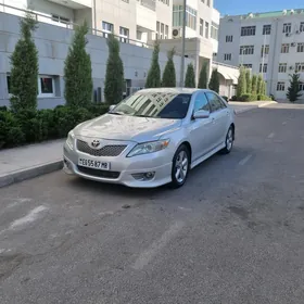 Toyota Camry 2010