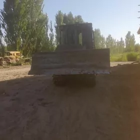 MTZ T-28 1990