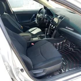 Toyota Camry 2010